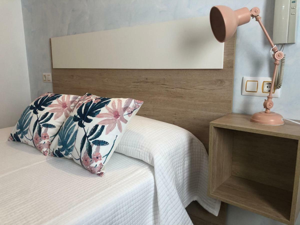 Hotel Valldigna Тавернес де Валдигна Екстериор снимка
